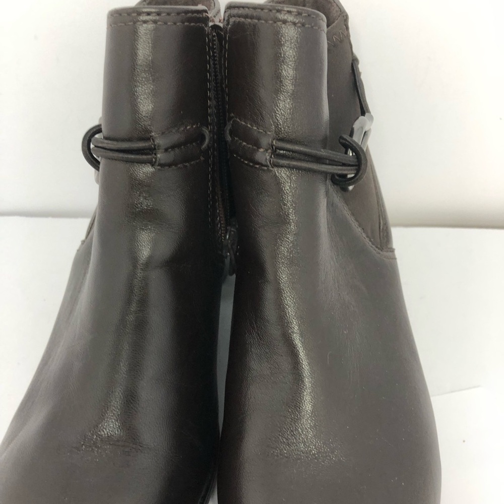 Clarks Women's Emily 2 Kaylie Brown Leather Heeled Booties Boots 6 US EUC - Picture 7 of 16